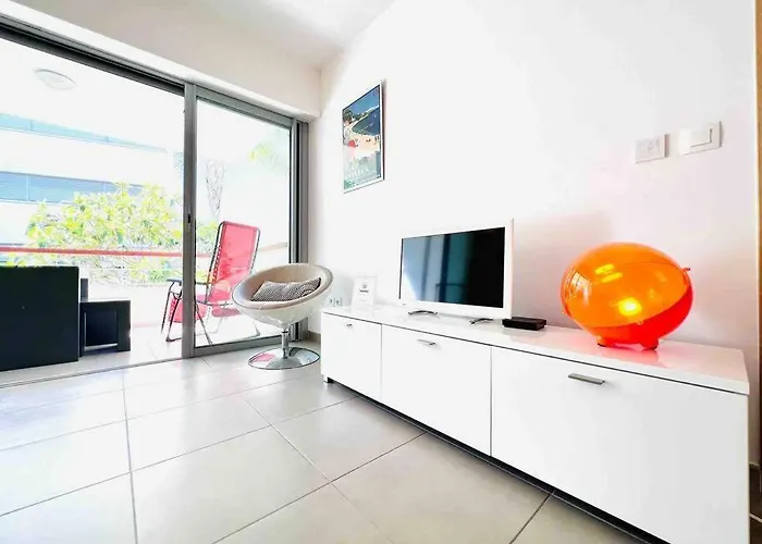 Le White Pearl : 4 Prs, Parking, Clim Διαμέρισμα Αντίμπ