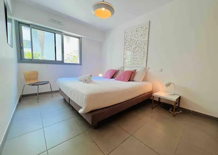 דירה Le White Pearl : 4 Prs, Parking, Clim