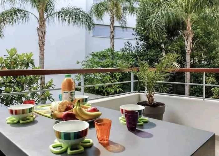 Le White Pearl : 4 Prs, Parking, Clim Apartment Antibes