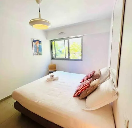 Le White Pearl : 4 Prs, Parking, Clim Daire Antibes